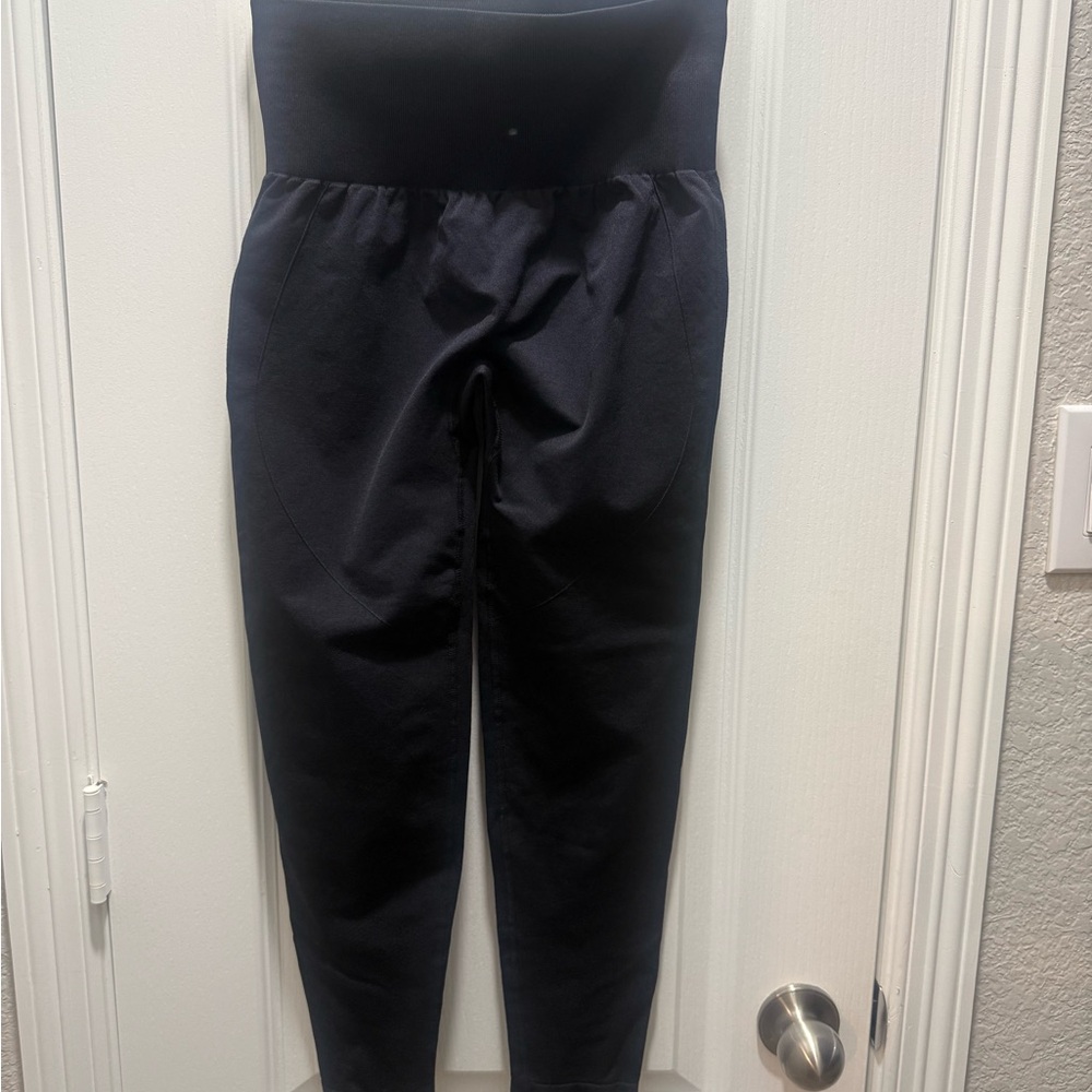 HALARA Black High-Waisted Leggings